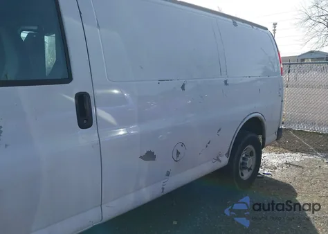 2013 Chevrolet Express 2500 Work Van from USA, damaged, VIN 1GCWGFBA8D1141378